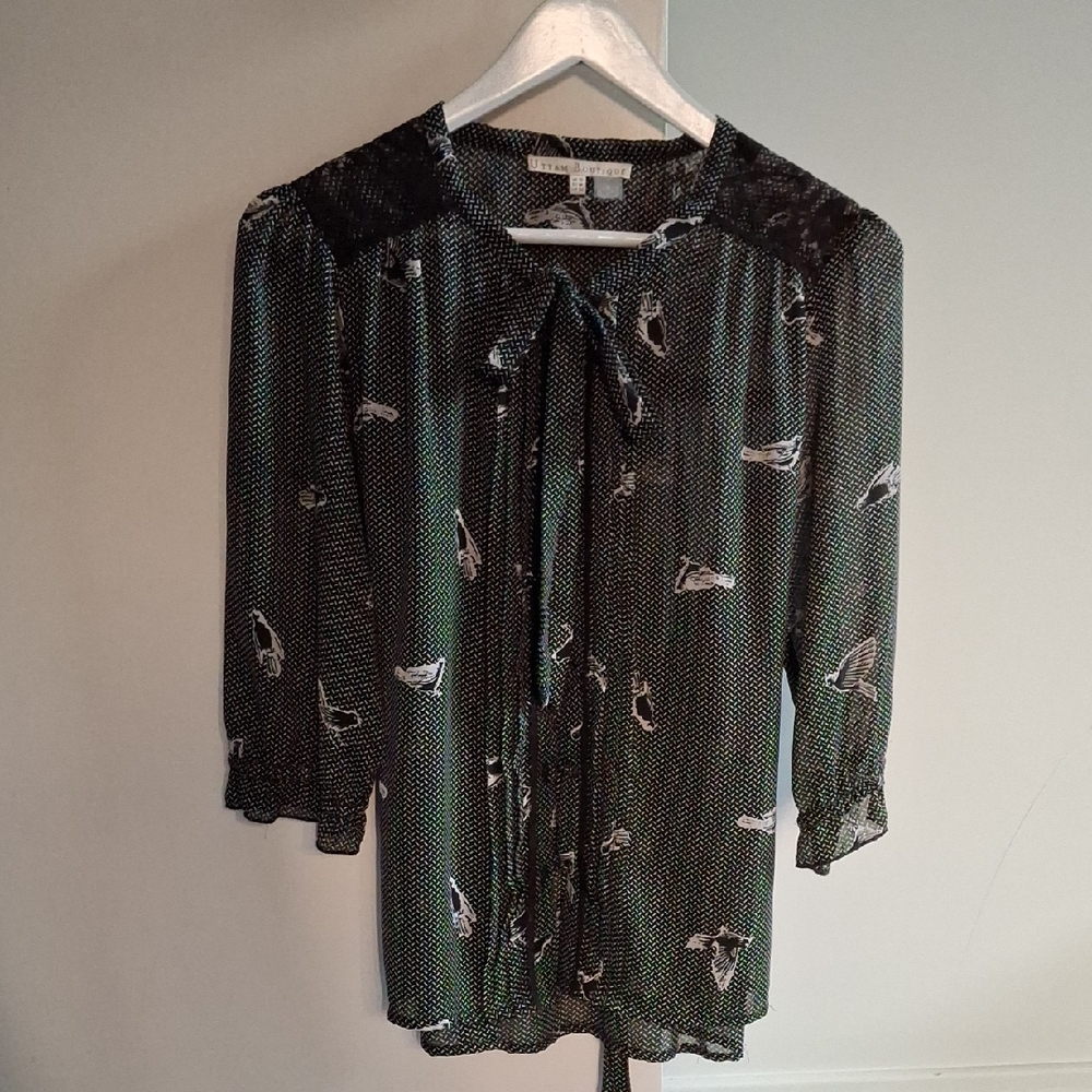 Uttam Black & White Patterned Bird Blouse